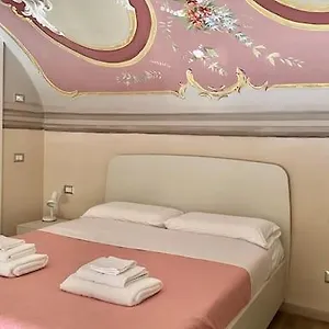 Appartement Couple's Dream Loft 100mt From Duomo And, Côme